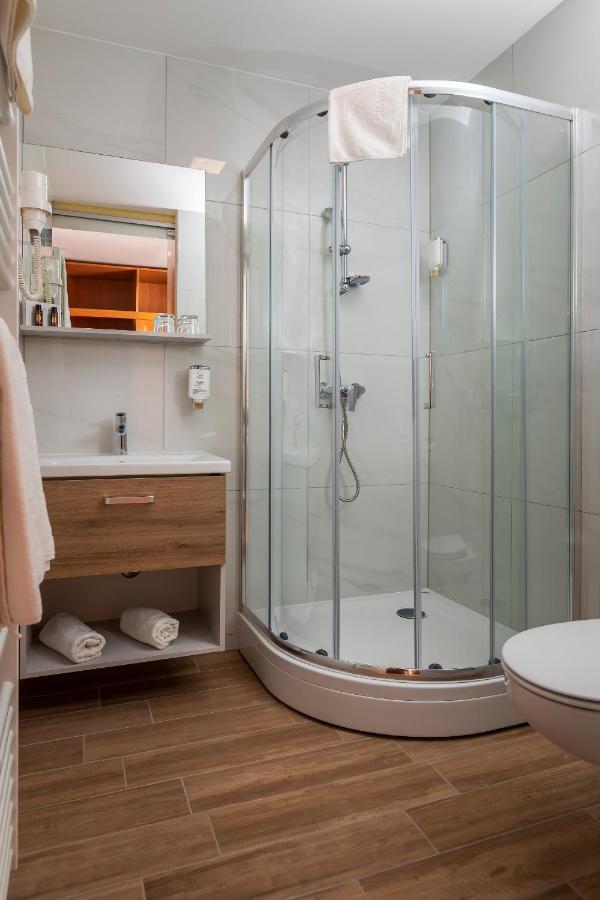Grand Hotel Bellevue Hočko Pohorje Екстериор снимка