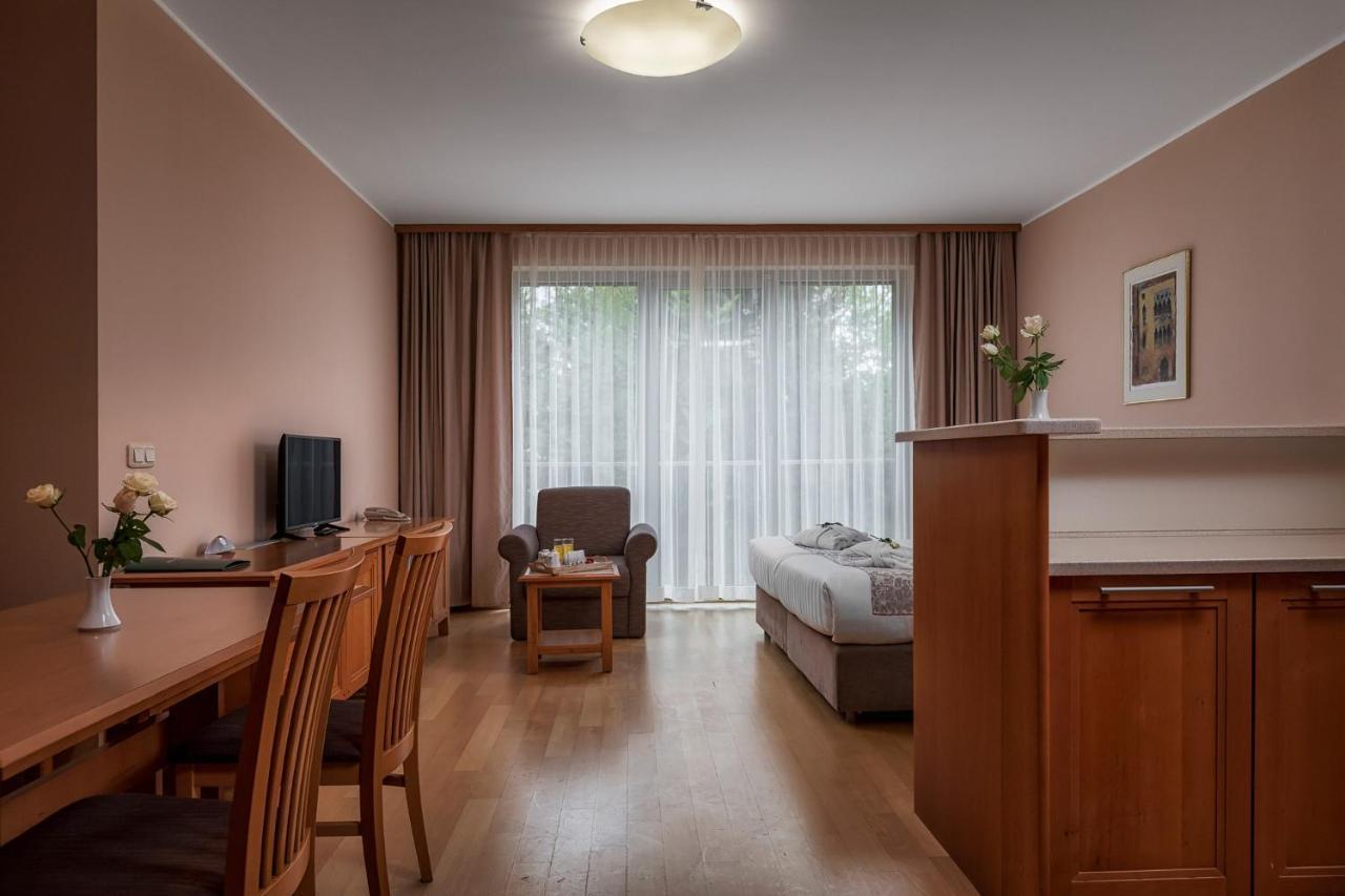 Grand Hotel Bellevue Hočko Pohorje Екстериор снимка