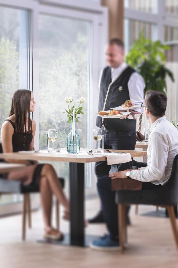 Grand Hotel Bellevue Hočko Pohorje Екстериор снимка
